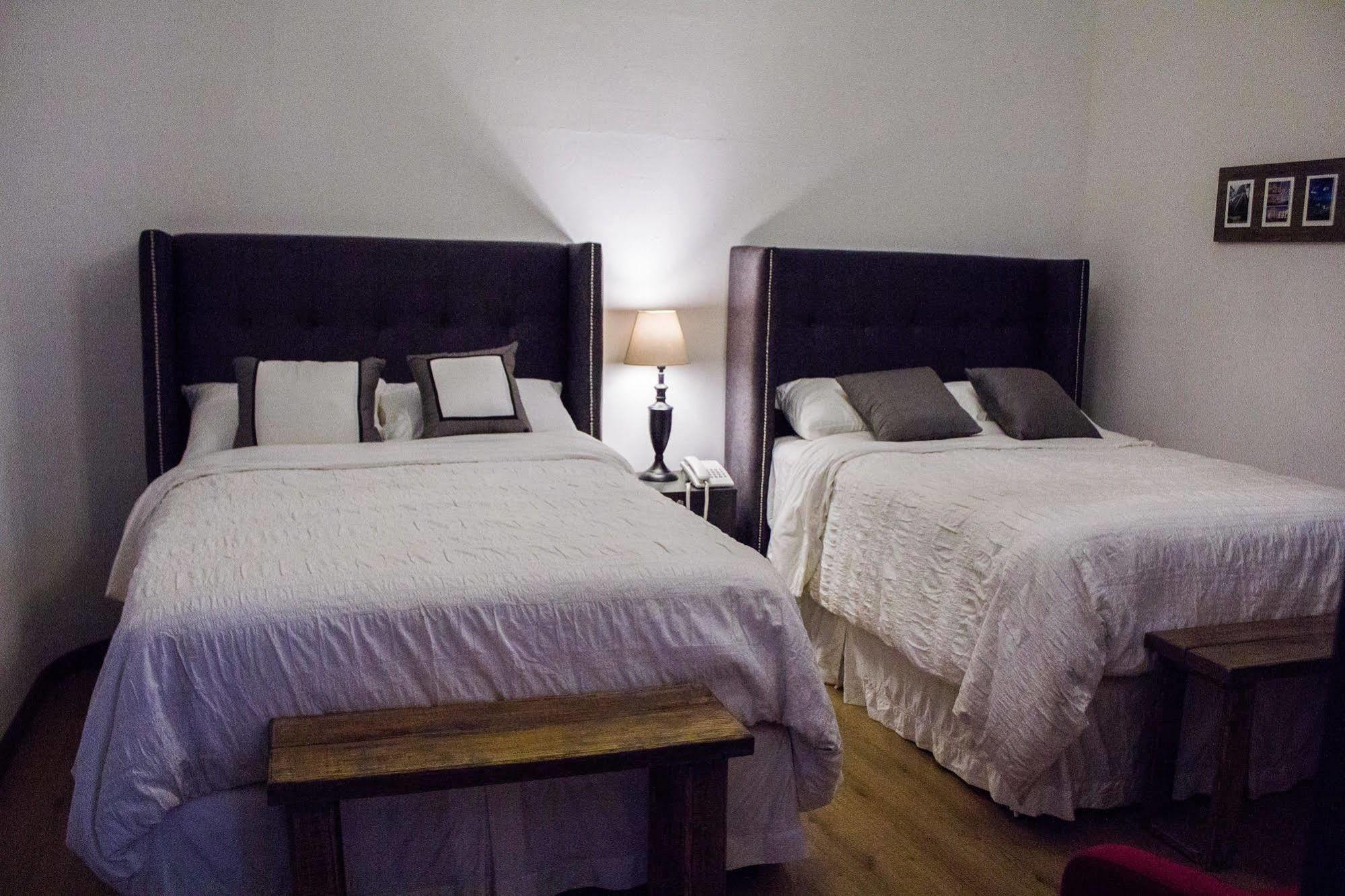 Meraki Boutique Hotel グアテマラシティ エクステリア 写真